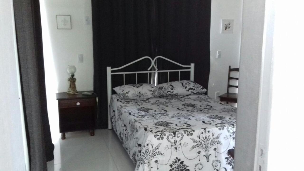 Pousada Flor De Lis Homestay Volta Redonda Extérieur photo